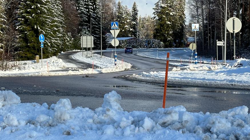 Lapissa on takana syksyn toistaiseksi kylmin yö: Jopa yli 20 astetta pakkasta – etelässä puolestaan paikoin noin 20 senttimetriä lunta