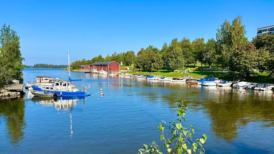 Syyskuu rikkoi sääennätyksiä: Monin paikoin ennätyksellisen lämmintä – hellepäiviä peräti kahdeksan