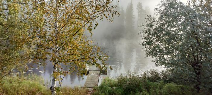 Sumua järvellä.